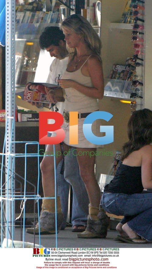 Rachel Hunter at Newsstand