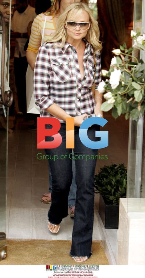 Emma Button, 'Baby Spice', Shopping on Sloane Street