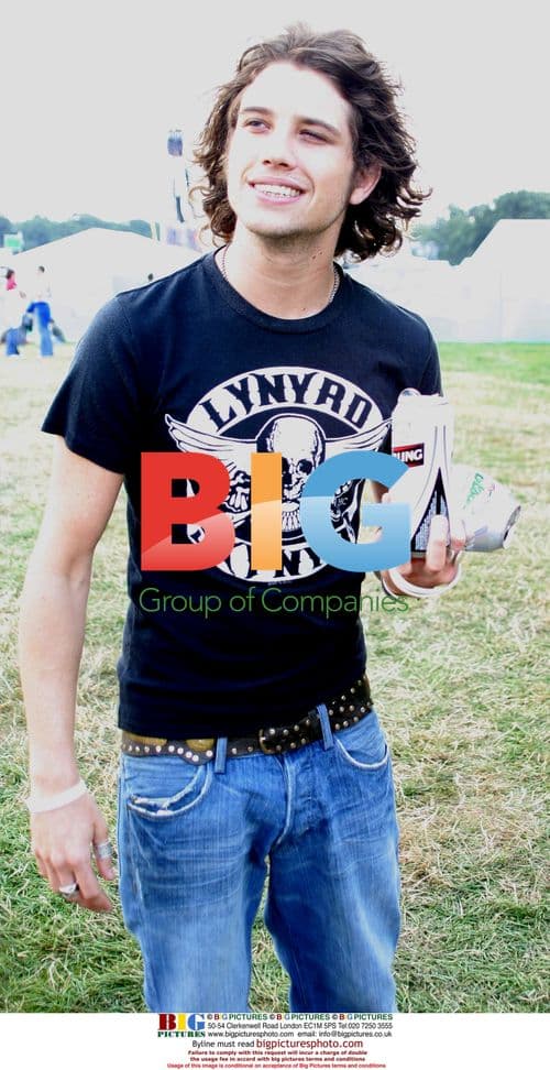 Nick Atkinson of Rooster backstage at V Festival