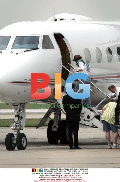 Jennifer Aniston Leaving Chicago