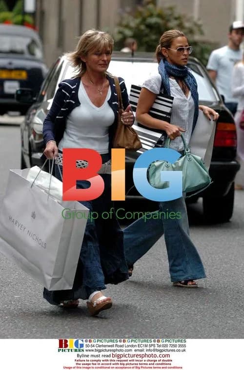 Rachel Stevens shopping at Harvey Nichols