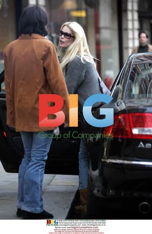 Claudia Schiffer Baby Shopping