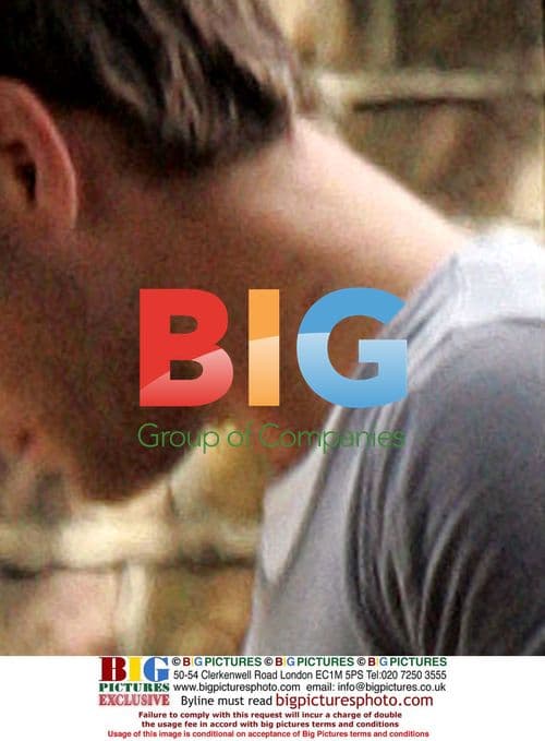 Jude Law arriving home with scratches