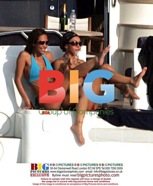 Myleene Klass enjoys yacht vacation in France