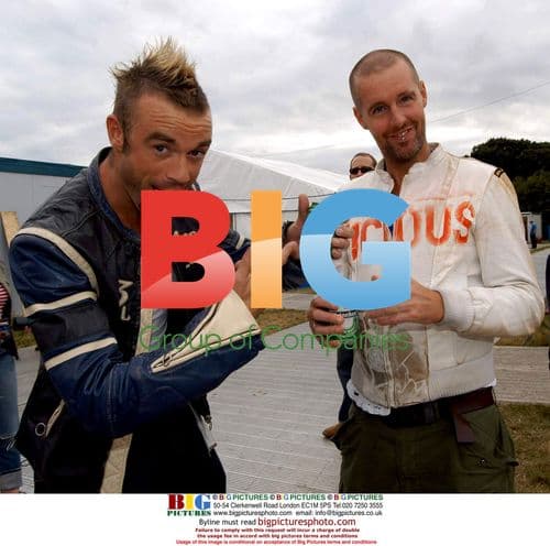 Fran Cosgrove and Aidee Phelan backstage