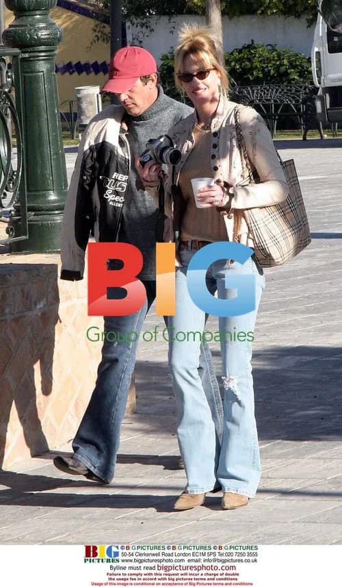 Antonio Banderes on set with wife Melanie Griffith