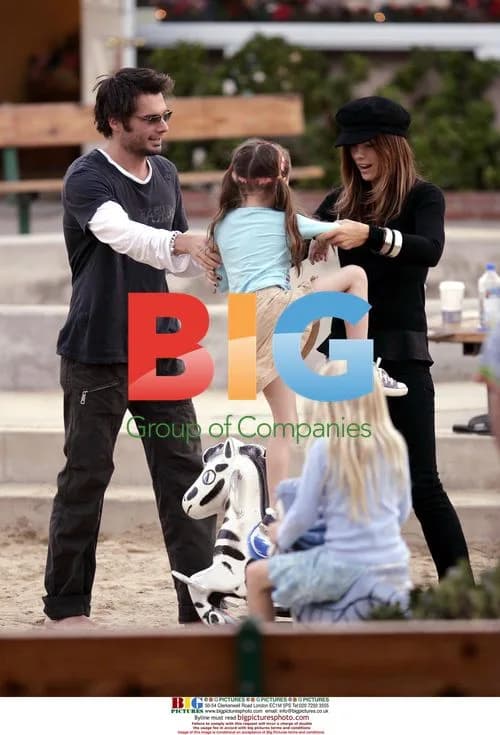 Kate Beckinsale, Len Wiseman, and Daughter at Malibu Playground