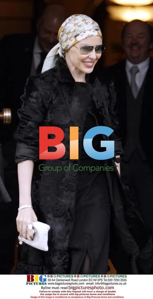 Kylie Minogue Leaves London Hotel