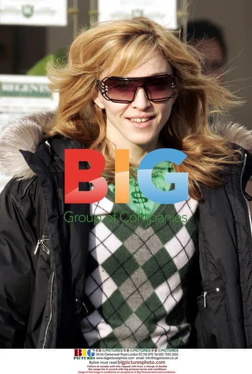 Superstar Madonna leaves gym in London