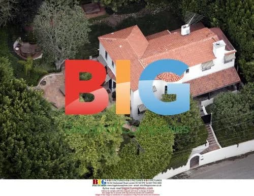 Aerial shots of Rachel Hunter's home