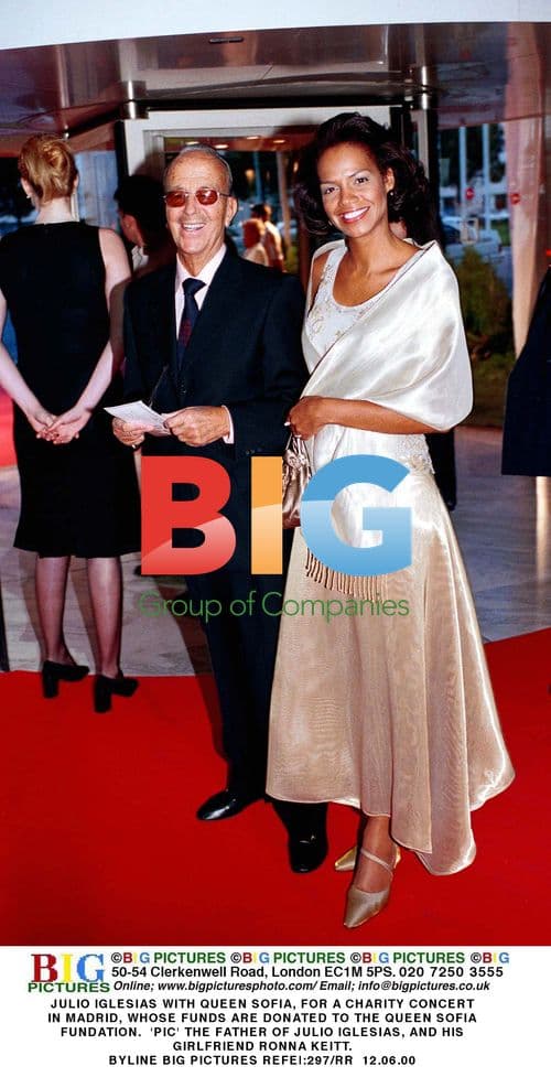 Julio Iglesias and Queen Sofia at Charity Concert