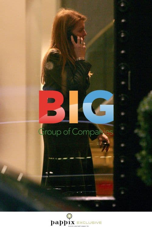 Sarah Ferguson and daughters Christmas shopping