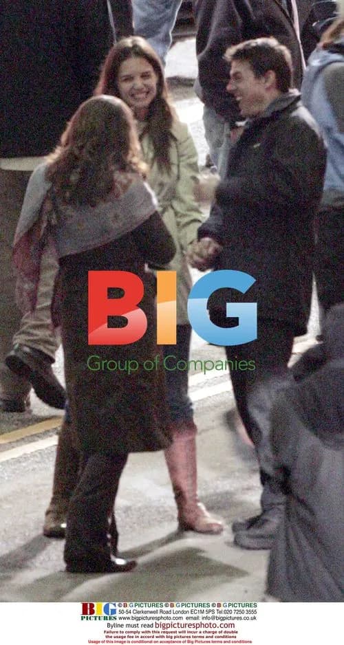 Tom Cruise and Katie Holmes on "Mission Impossible 3" Set