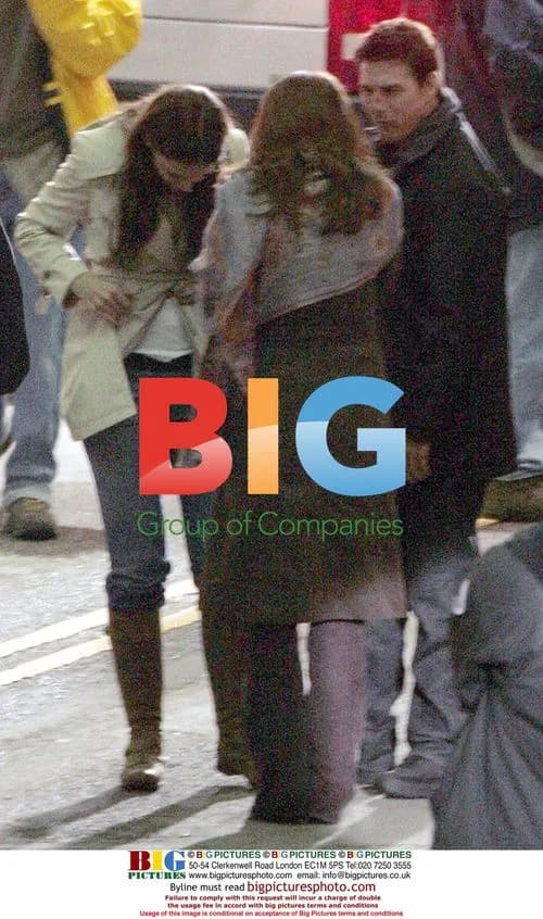 Tom Cruise and Katie Holmes on MI3 Set