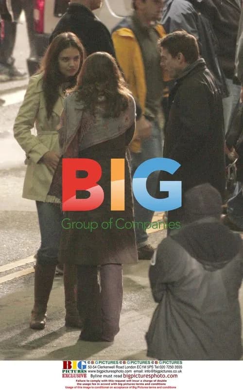 Tom Cruise and Katie Holmes on MI3 set