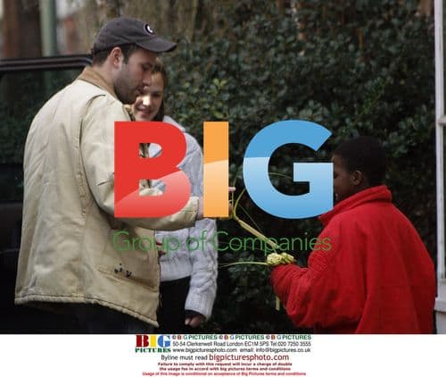 Jennifer Garner and Ben Affleck out shopping in Savannah