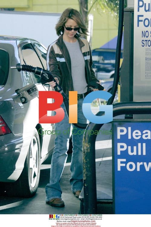 Lisa Kudrow Gets Gas in Westwood