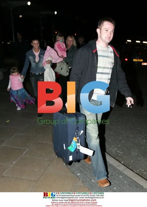 Kerry Katona and Daughters Arrive at Manchester Airport