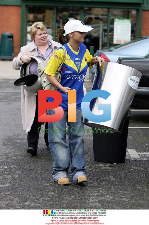 Kerry Katona's Fun Day Out Shopping