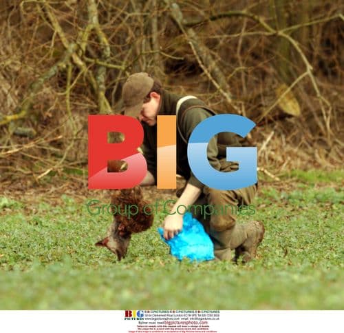 Huntsman Otis Ferry and Fox Hounds