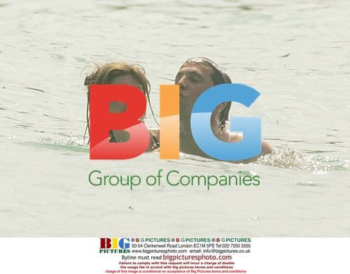 Hugh Grant and Jemima Khan on Caribbean vacation