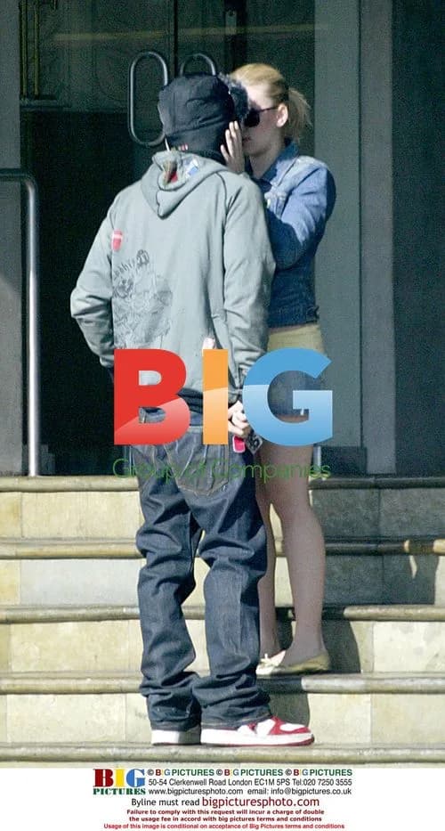 Scarlett and Jared Leto Furniture Shopping