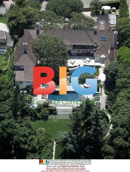 Aerial shots of Brad Pitt and Jennifer Aniston's home