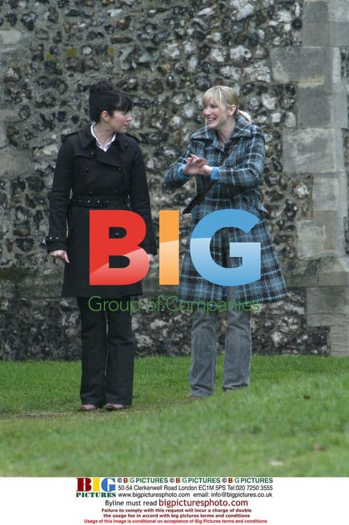 Actresses Caroline Katz and Lisa Faulkener filming 'Murder in Suburbia'