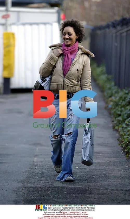 Tupele Dorgu Arrives at Granada Studios