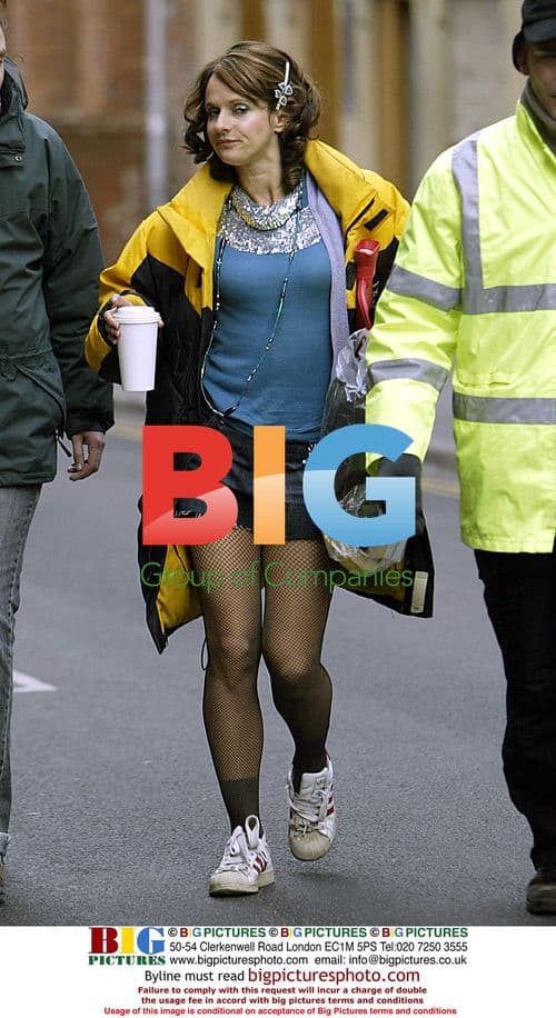 Sian Reeves on Set of "Cutting It"