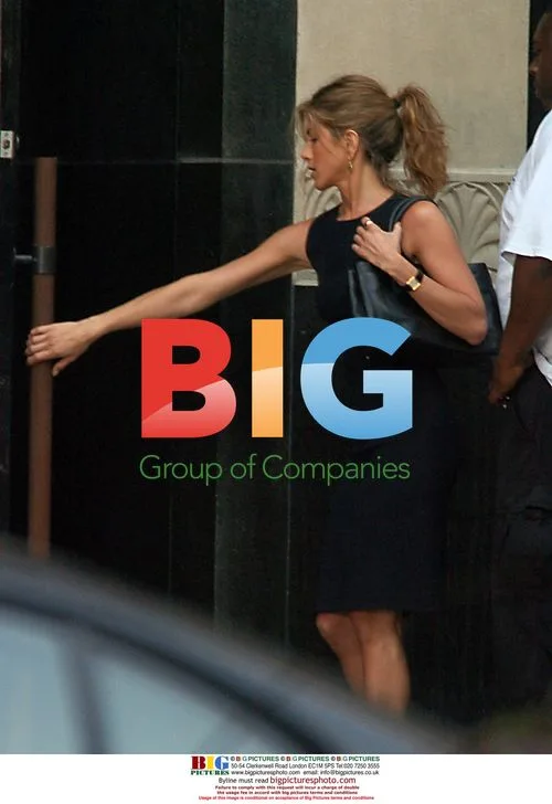 Jennifer Aniston Filming 'The Break Up'