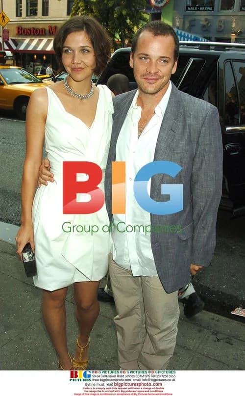 Maggie Gyllenhaal and Peter Saarsgard at 'Happy Endings' Premiere