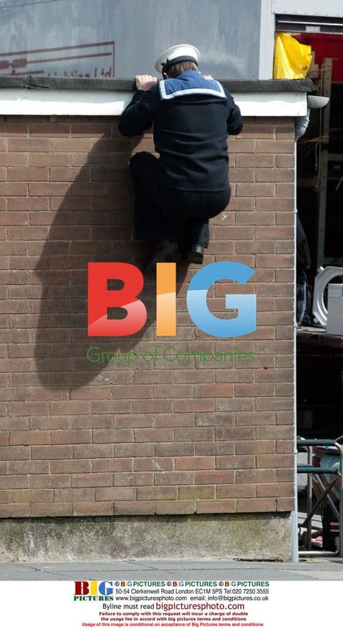 Jack Deam rehearses Shameless scene