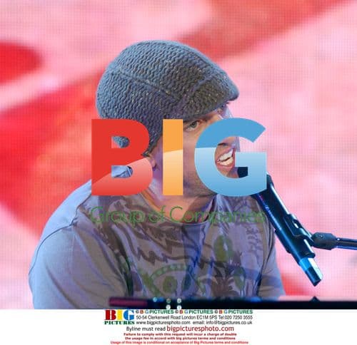 Singer Daniel Powter at Festival Bar event