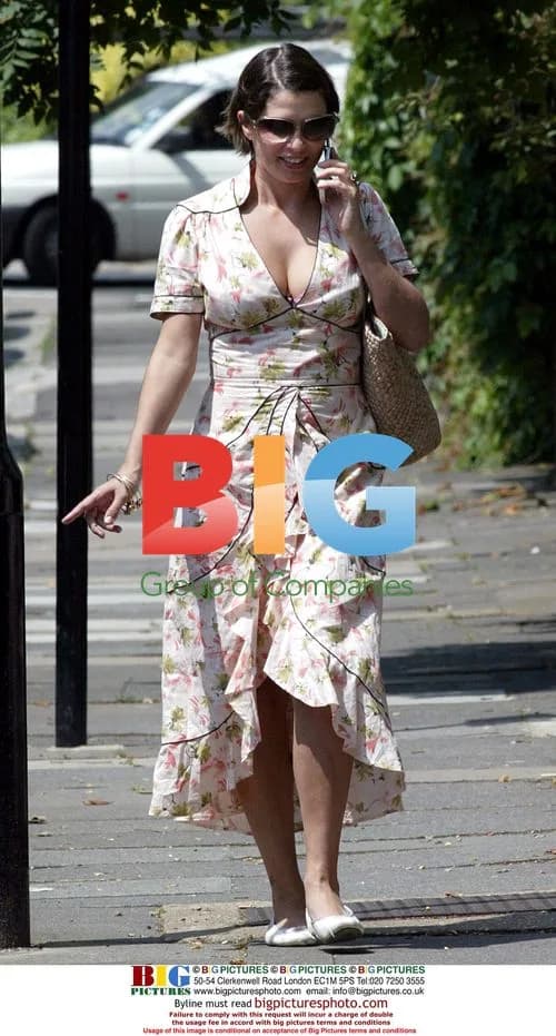 Sadie Frost leaves home to pick up kids