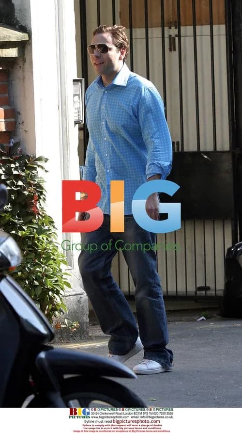 David Walliams out with mystery woman