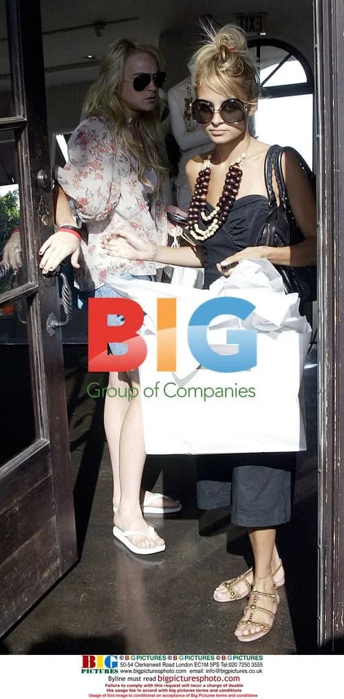 Lindsay Lohan and Nicole Richie Shopping