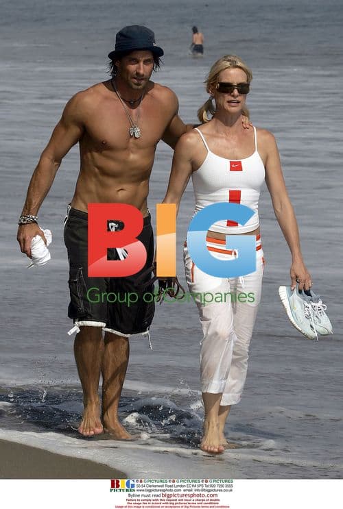 Nicolette Sheridan and Nikla Soderblom Stroll on Malibu Beach