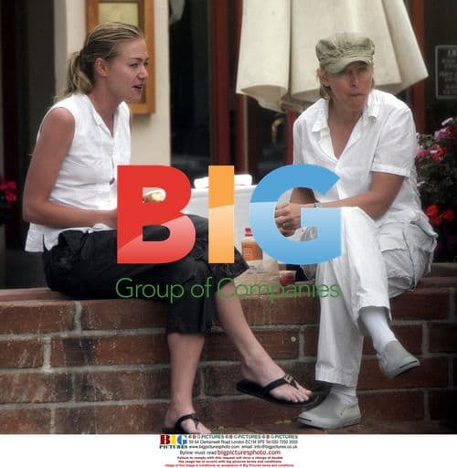 Ellen DeGeneres and Portia Di Rossi Enjoy Lunch