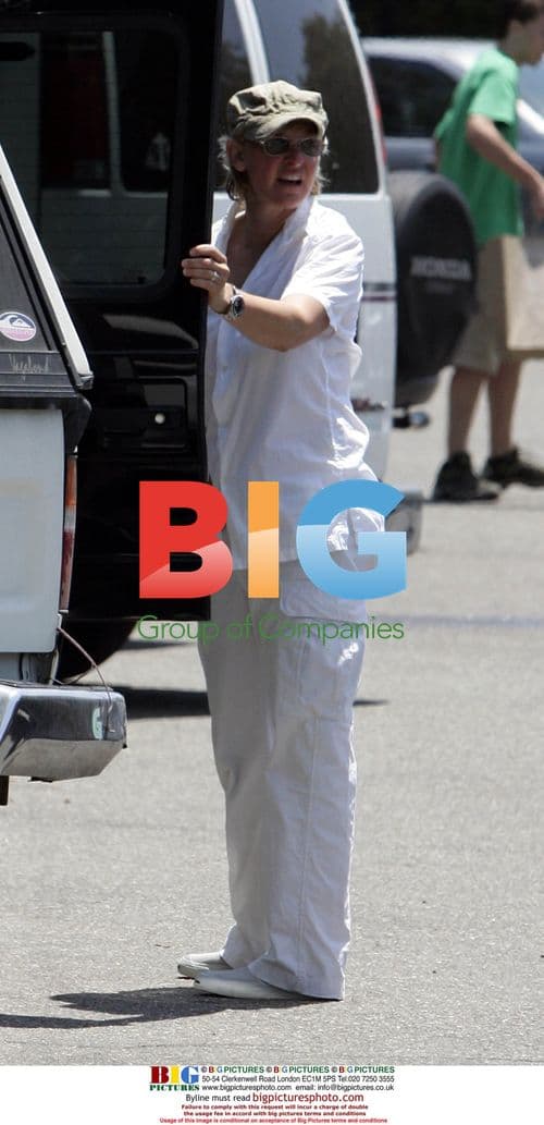 Ellen DeGeneres and Portia Di Rossi Lunch in Montecito