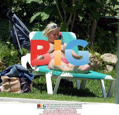 Suzanne Shaw Sunbathing in Canary Islands