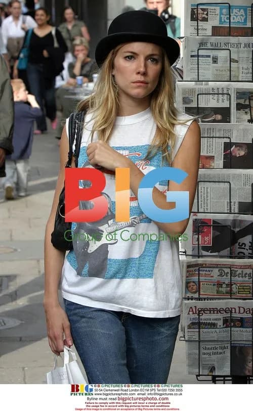 Sienna Miller Arriving at the Wyndhams Theatre