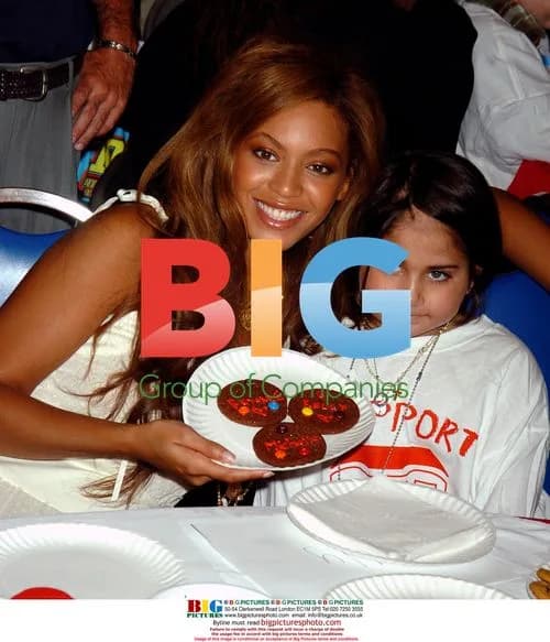 Beyonce Visits Ronald Mcdonald House
