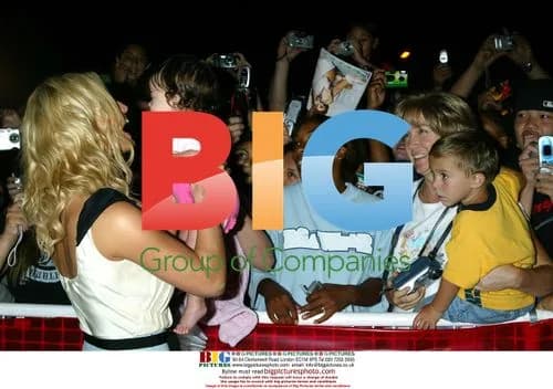 Jessica Simpson Visits Marines at Miramar