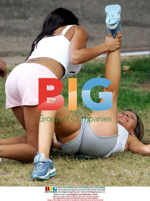 Vanessa and athletes train for race