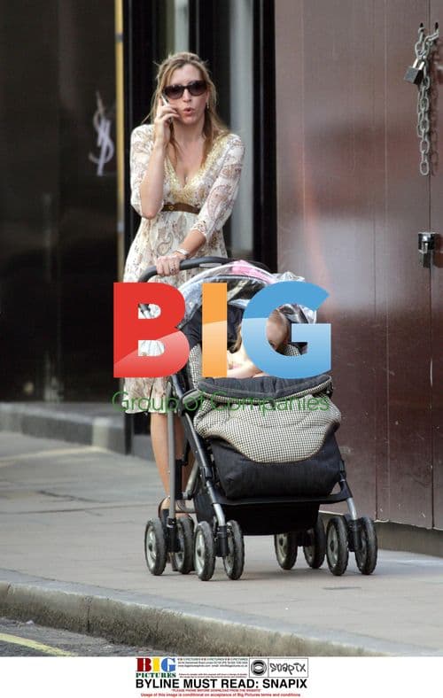 Heather Mills McCartney and Daughter Beatrice Out Shopping in London