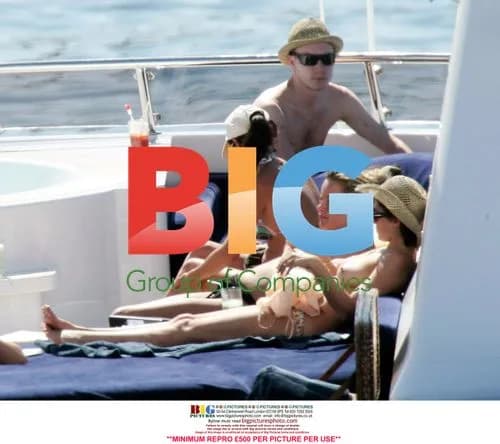 Celebrities Enjoying Relaxing Med Break