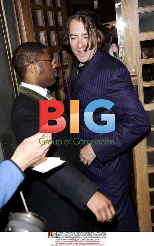 Jonathan Ross at Ivy Restaurant with Wife