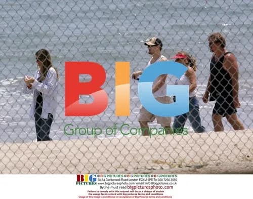 Leonardo DiCaprio and Gisele Bundchen on Malibu Beach