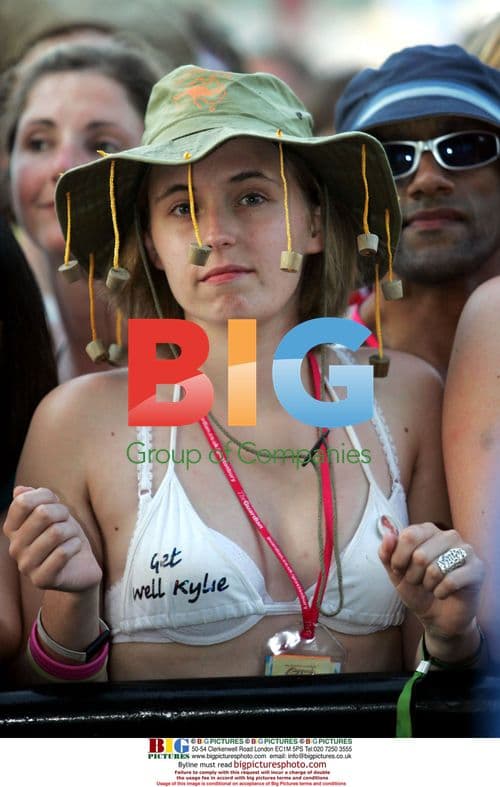 Kylie fan enjoys Garbage at Glastonbury 2005